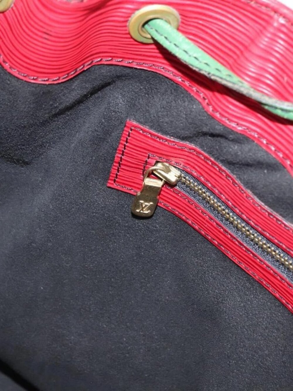 LOUIS VUITTON Epi Petit Noe Shoulder Bag Bicolor Green Red LV Auth ka2062 - Picture 13 of 16